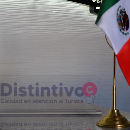 Hotel Estancia Real Tepatitlan de Morelos Bagian luar foto