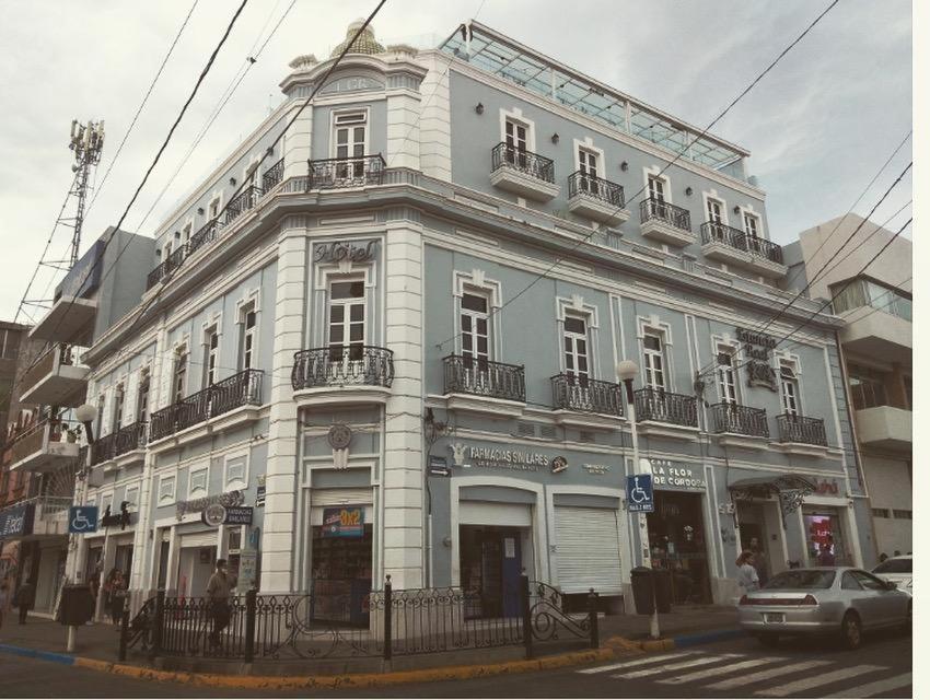 Hotel Estancia Real Tepatitlan de Morelos Bagian luar foto