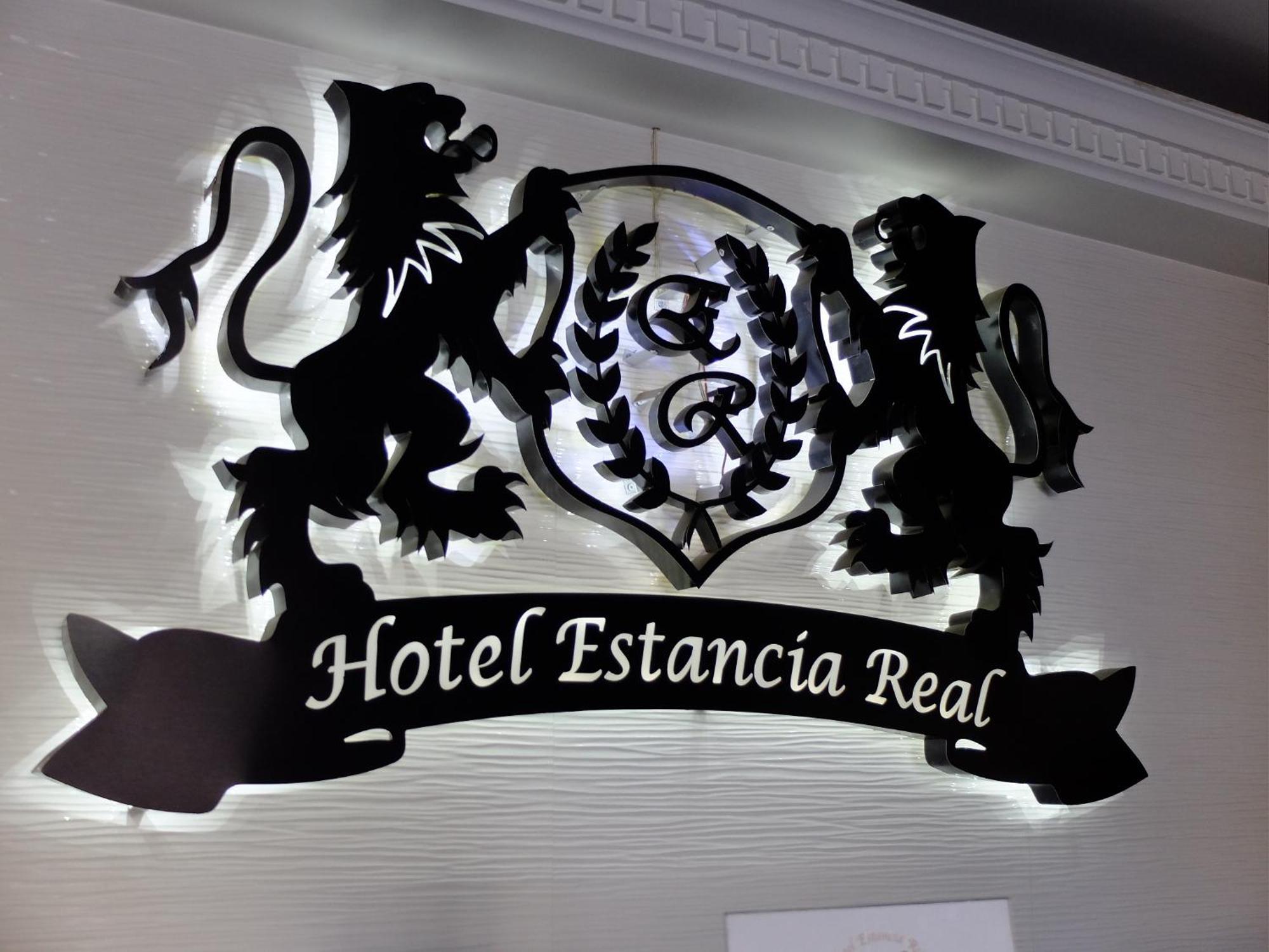 Hotel Estancia Real Tepatitlan de Morelos Bagian luar foto